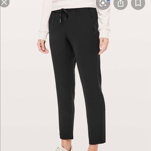 Lululemon On the Fly Pant 7/8 length *on hold*
